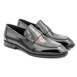 Classic shoes